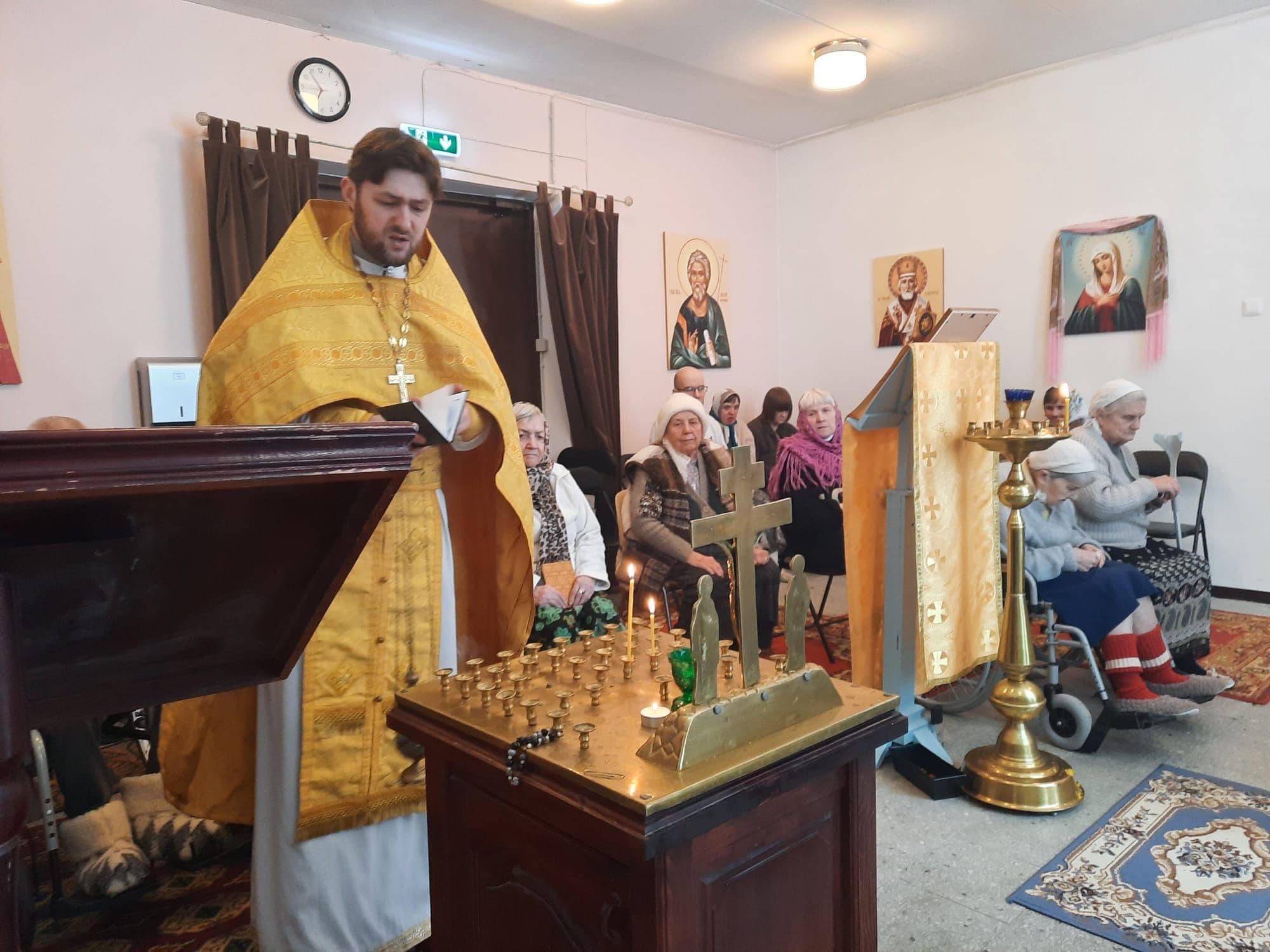 Jumaliku Liturgia pühale peaingel Miikaeli kirikus Narva-Jõesuu Hooldekodu juures