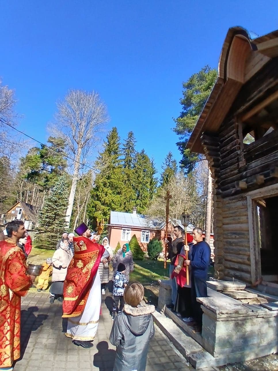 Antipaasa. Apostel Tooma pühapäev. Liturgia