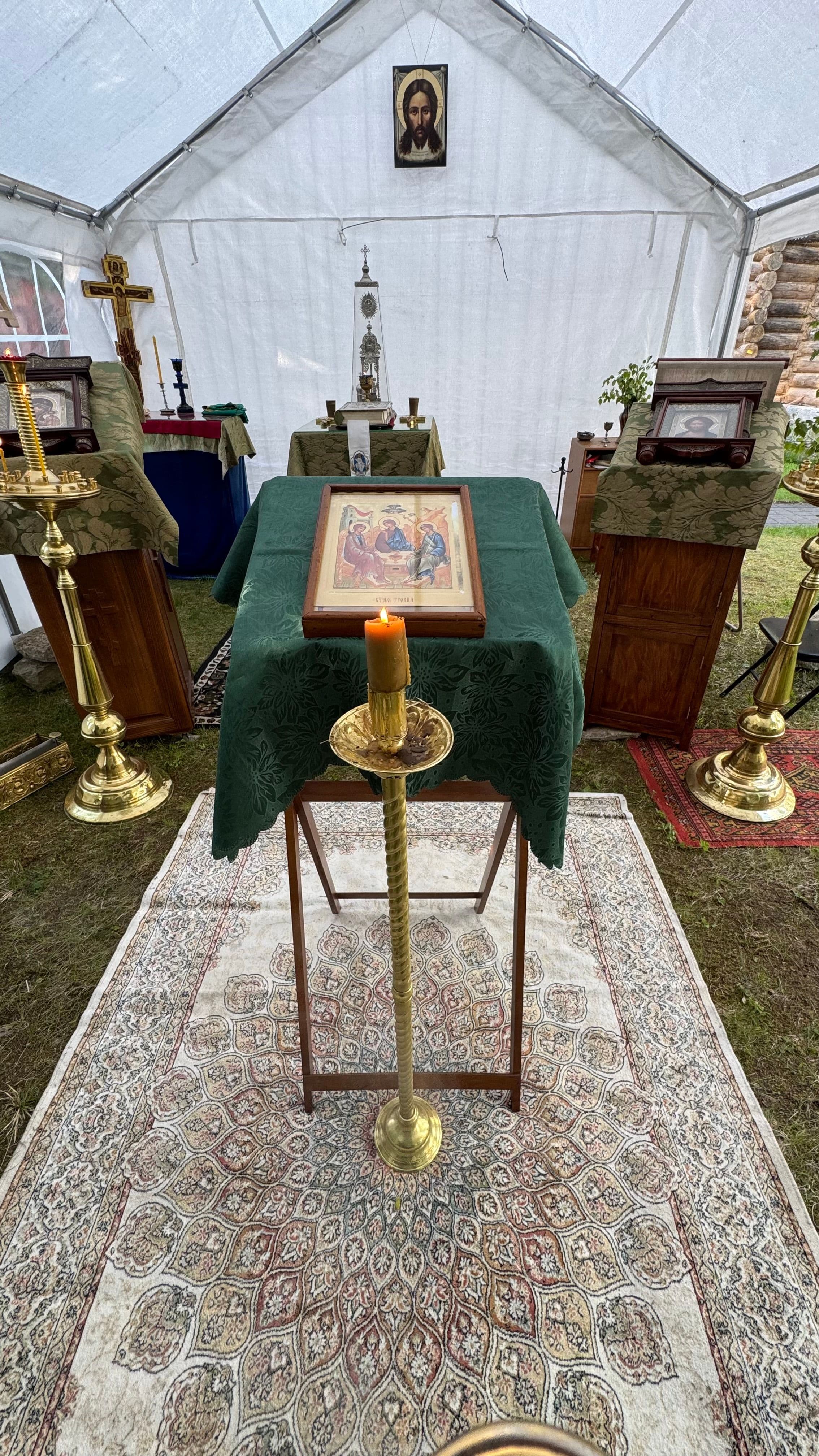 Õhtu Jumalateenistus. VIIEKÜMNES PÄEV (NELIPÜHI). KOLMAINUPÜHA