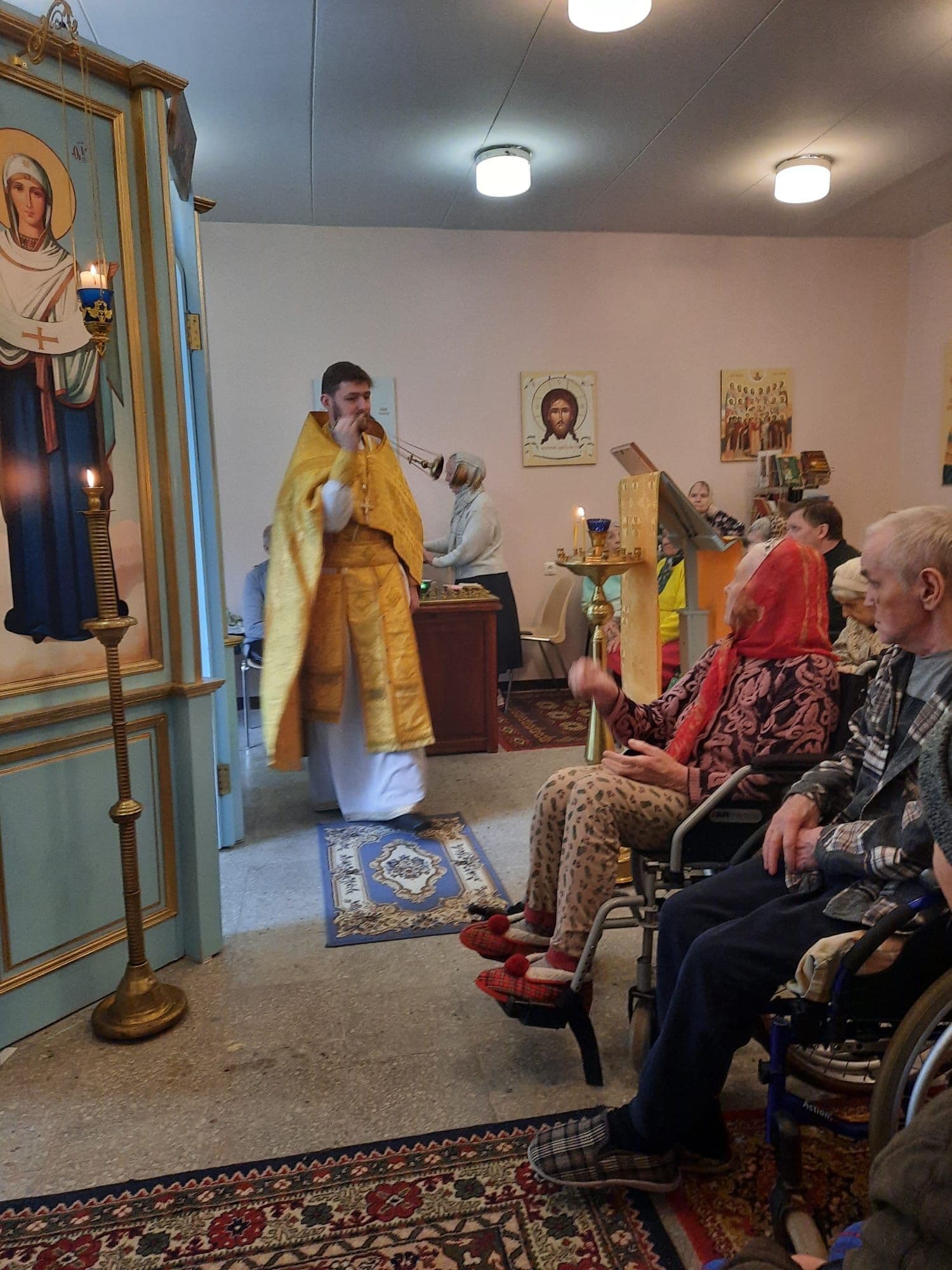 Jumaliku Liturgia pühale peaingel Miikaeli kirikus Narva-Jõesuu Hooldekodu juures